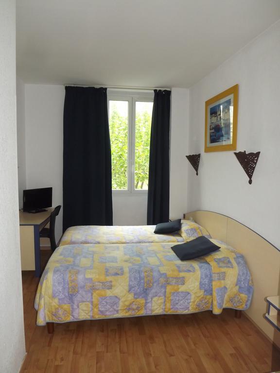 בסטיה Hotel Univers מראה חיצוני תמונה